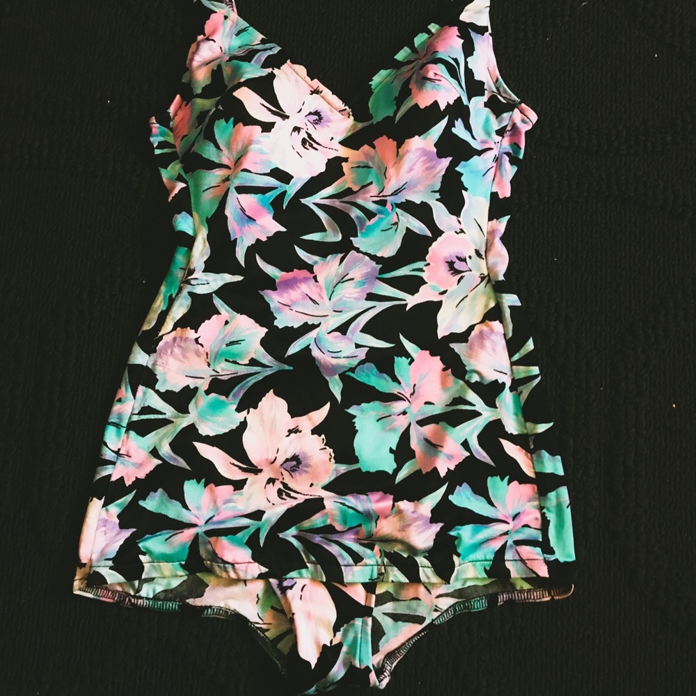 1950s swimsuit